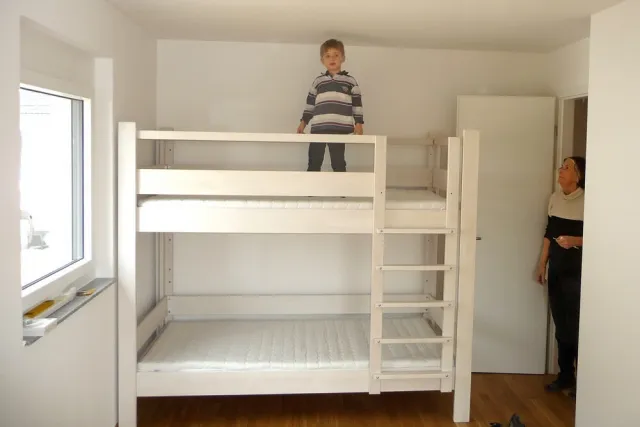Etagenbett DeStyle aus weiß lasierter Buche