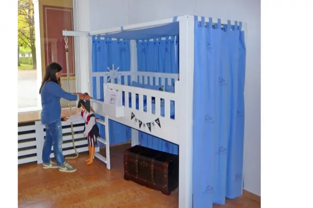 mitwachsendes Kinderbett LISTO als Spielbett PIRAT