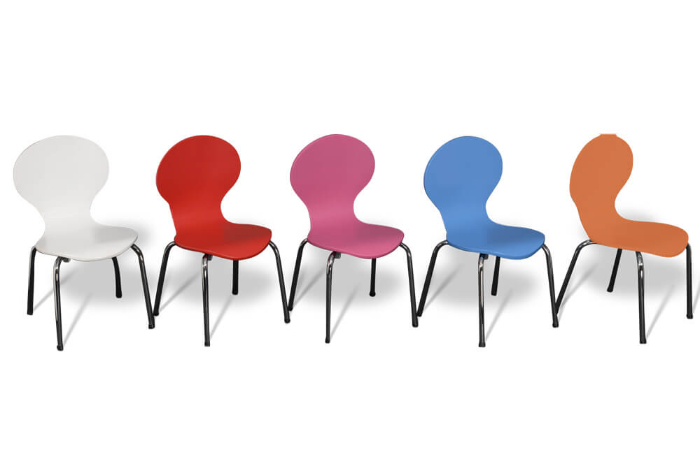 Kinderstuhl Classic mit Sitzschale in Holz, lackiert in 5 Farben