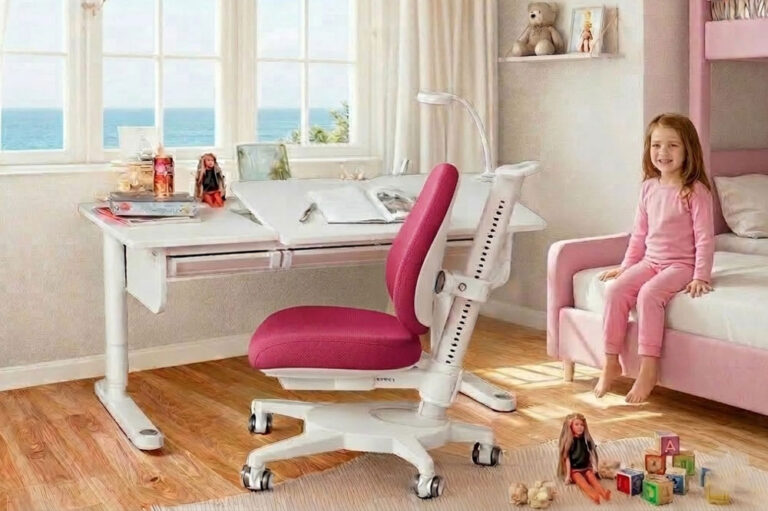 ergonomischer, höhenverstellbarer Kinderdrehstuhl SINO blau / SALTO Kindermöbel München / Moll