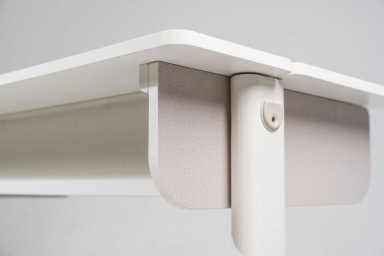 höhenverstellbarer Kinderschreibtisch SINO / SALTO Kindermöbel München / Moll