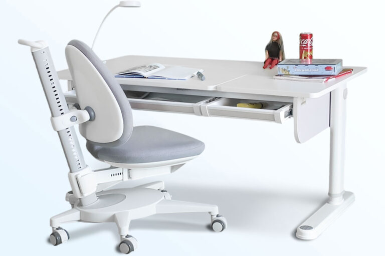 Höhenverstellbarer Kinderschreibtisch SINO und ergonomischer, höhenverstellbarer Kinderdrehstuhl SINO grau / SALTO Kindermöbel München / Moll