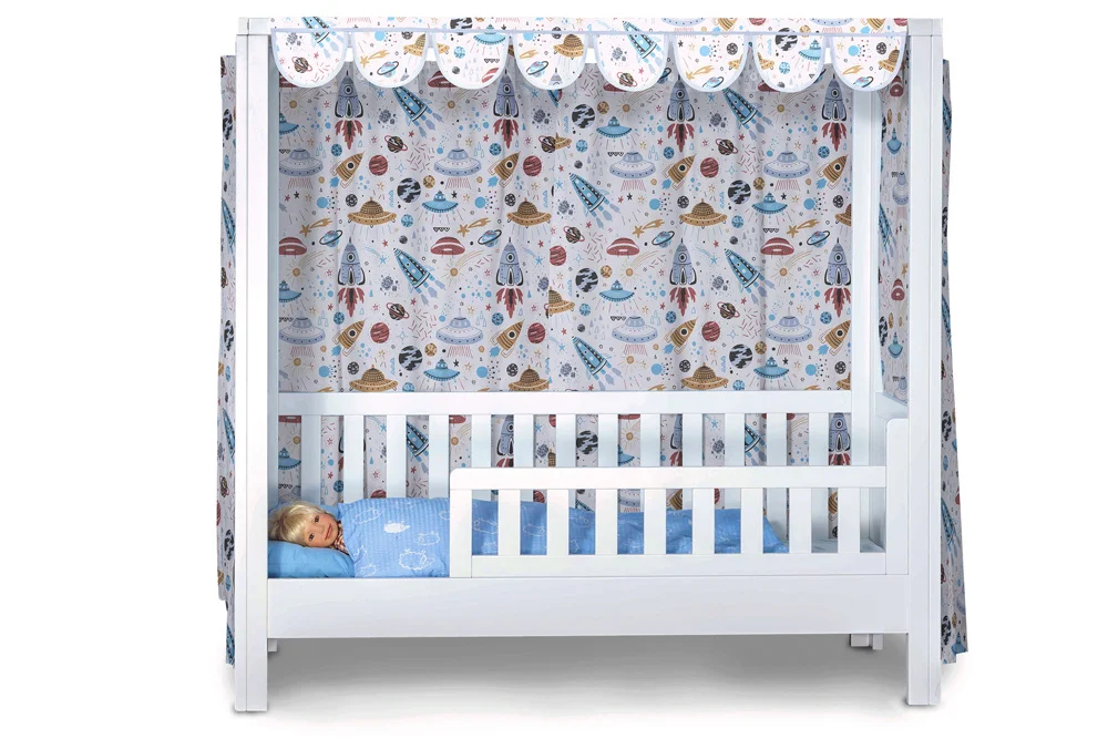 Vorhang für das mitwachsende Kinderbett LISTOflex / Kindermöbel SALTO / München