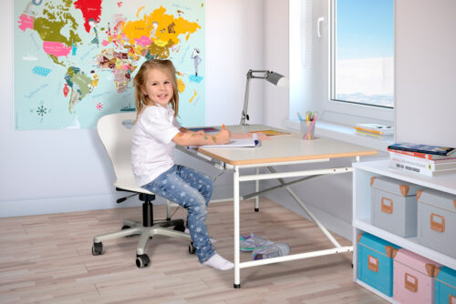 Kinderschreibtisch KINTO-120 / SALTO Kindermöbel München