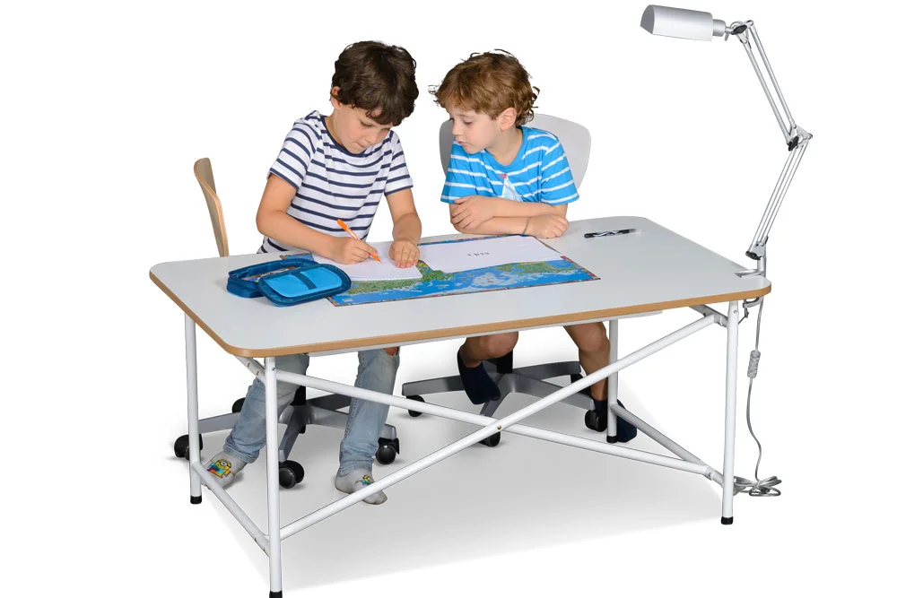 Kinderschreibtisch mit weisser Platte und Schublade / ähnlich Eiermann-Schreibtisch / SALTO Kindermöbel / München